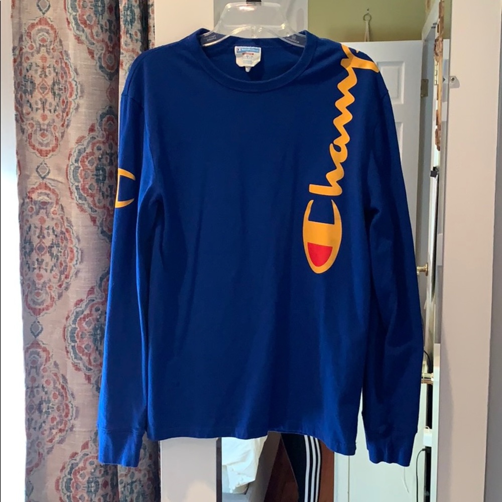 Men’s champion long sleeve T-shirt